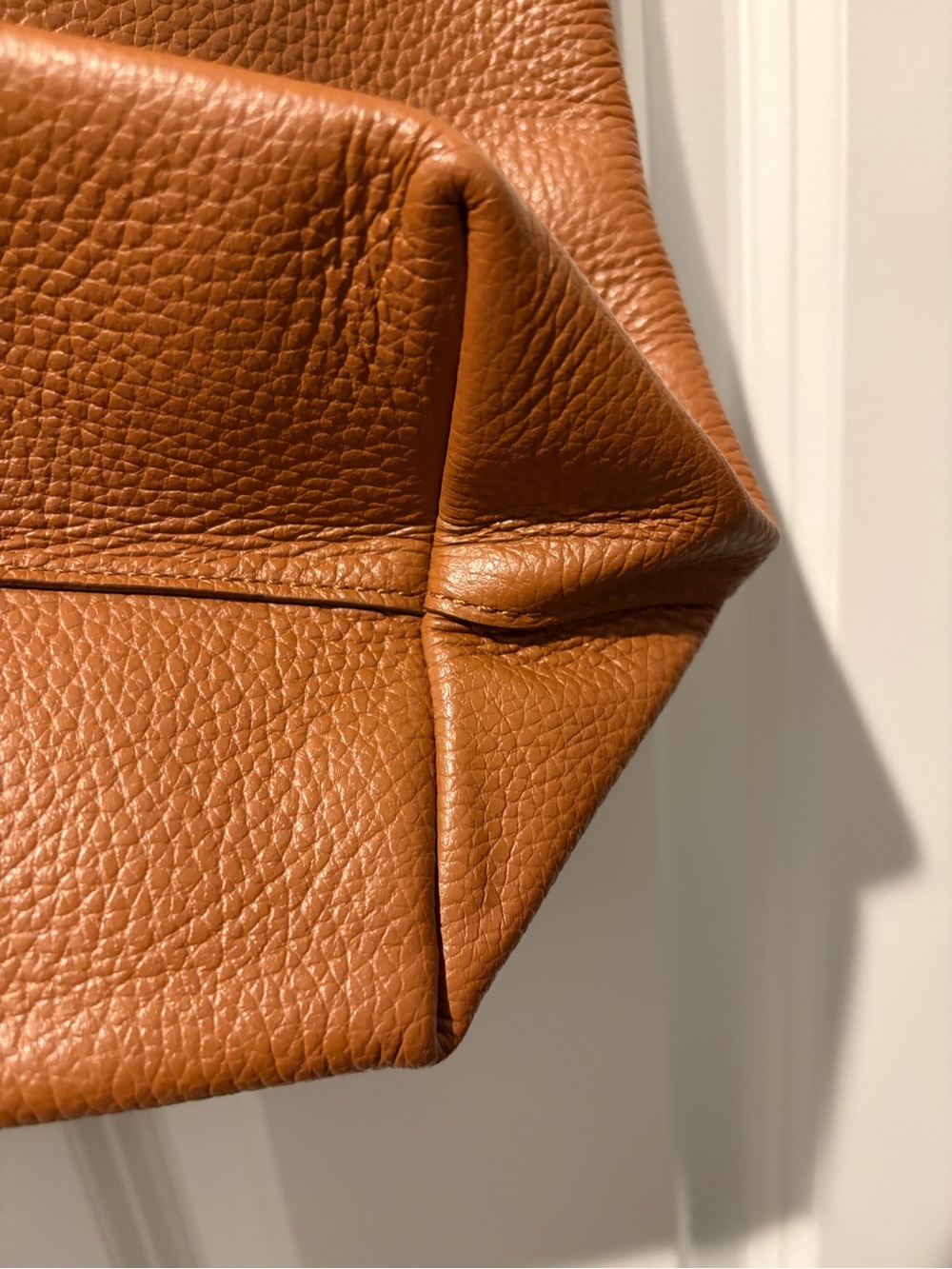 Cuyana Tall Large Leather Tote Bag in Cognac Brown - Picture 11 of 13